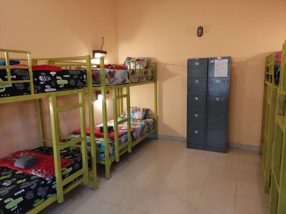 Kuta  Botchan Hostel מראה חיצוני תמונה