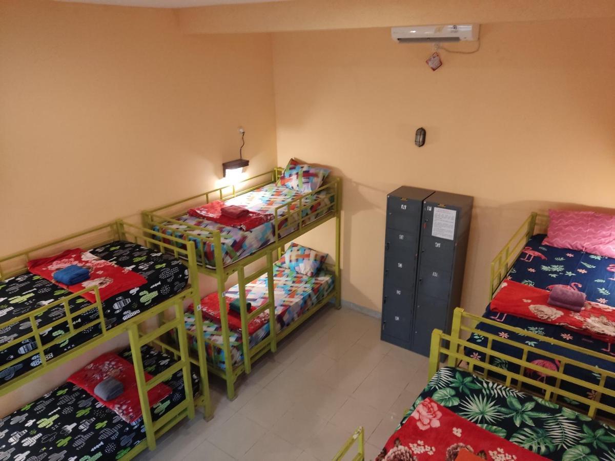 Kuta  Botchan Hostel מראה חיצוני תמונה