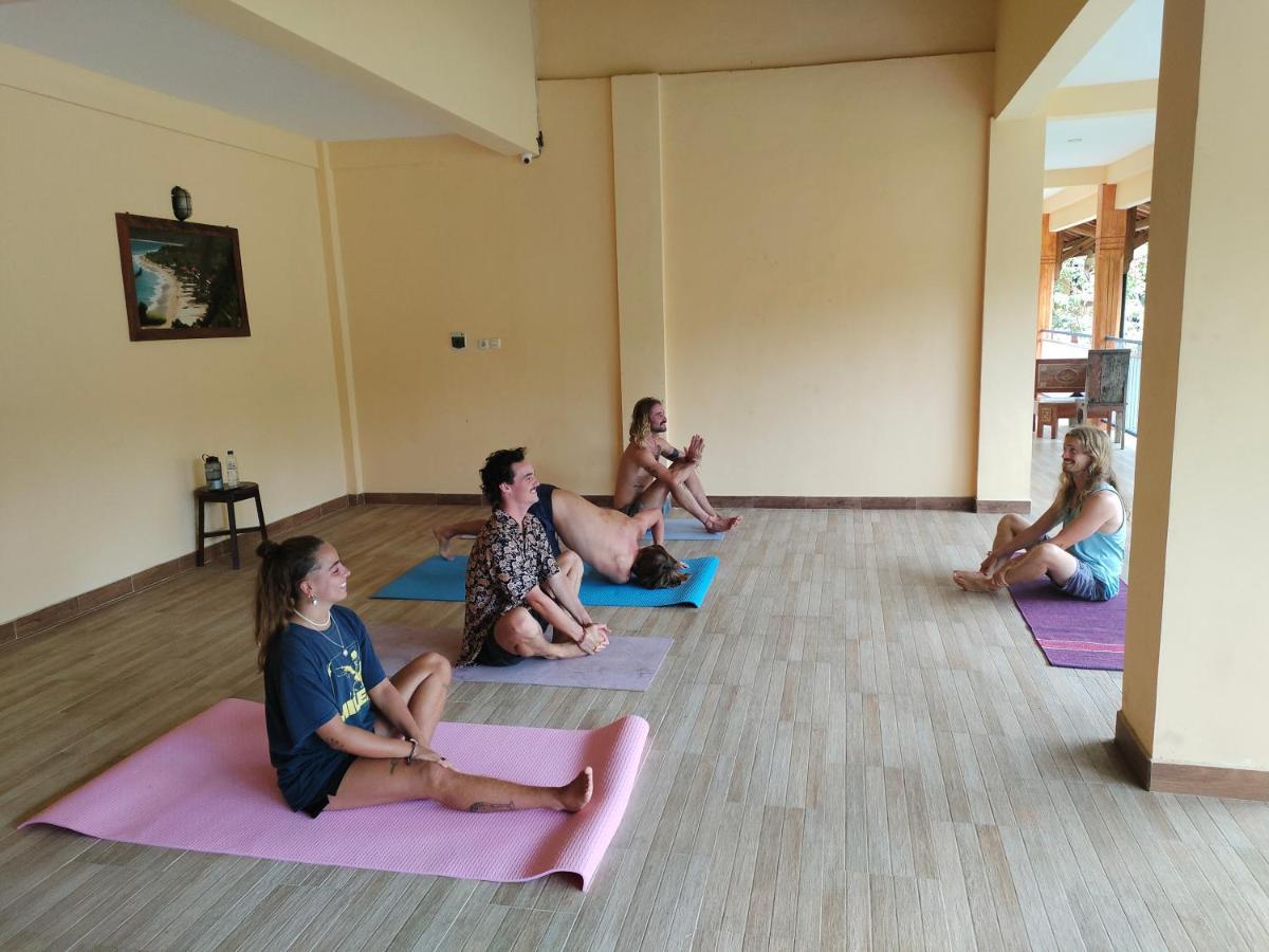Kuta  Botchan Hostel מראה חיצוני תמונה
