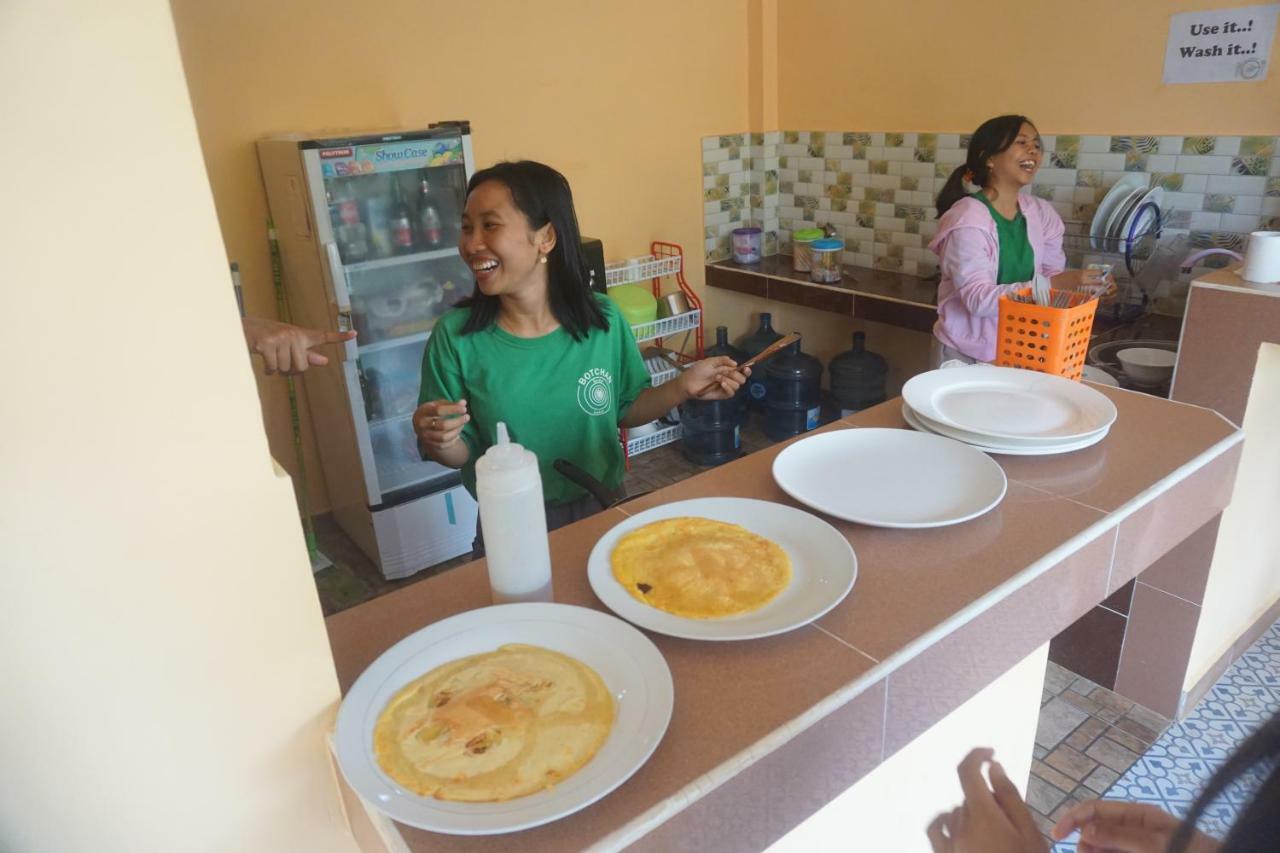 Kuta  Botchan Hostel מראה חיצוני תמונה