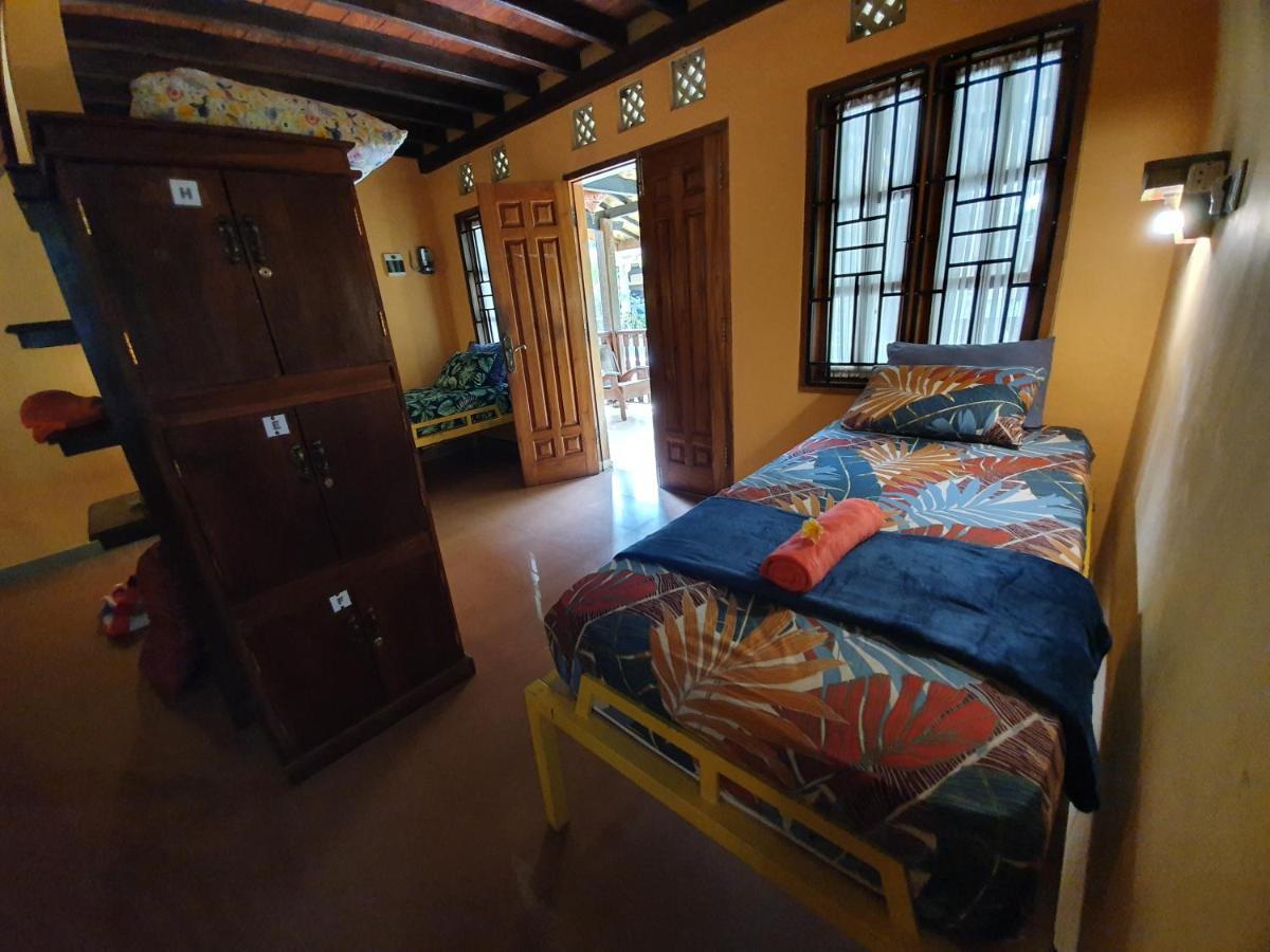 Kuta  Botchan Hostel מראה חיצוני תמונה