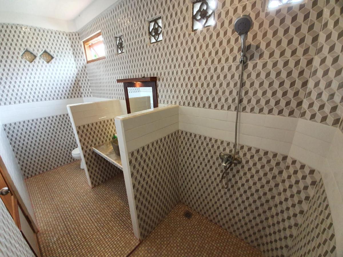 Kuta  Botchan Hostel מראה חיצוני תמונה